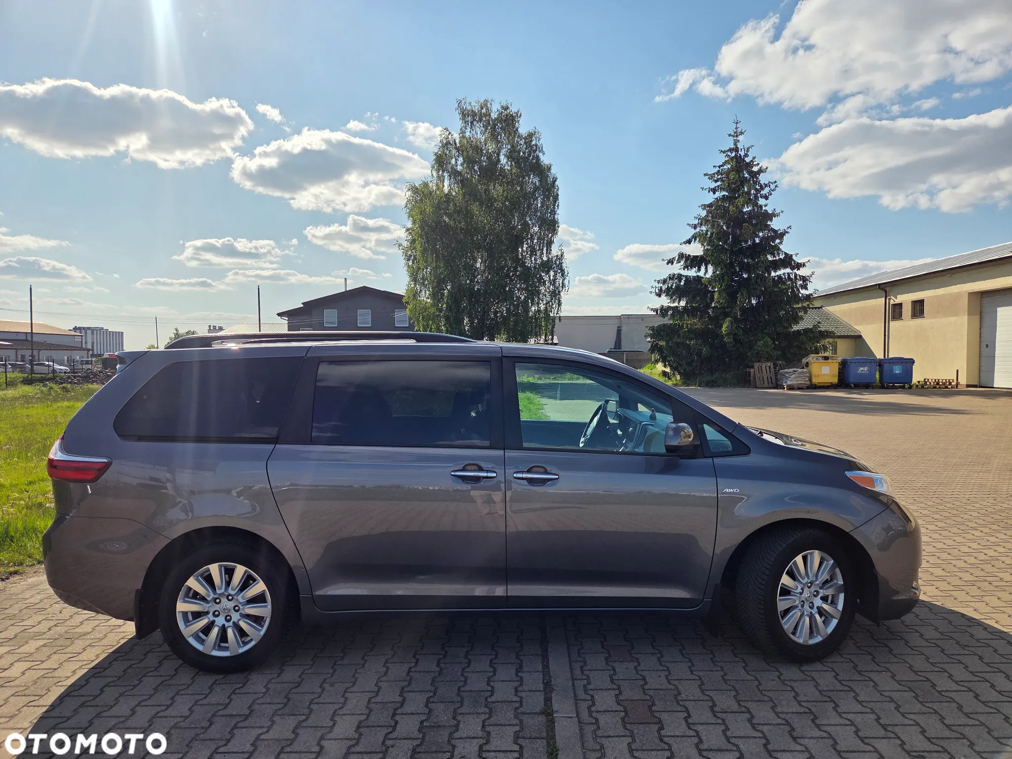 Toyota Sienna 3.5 V6 XLE AWD - 4