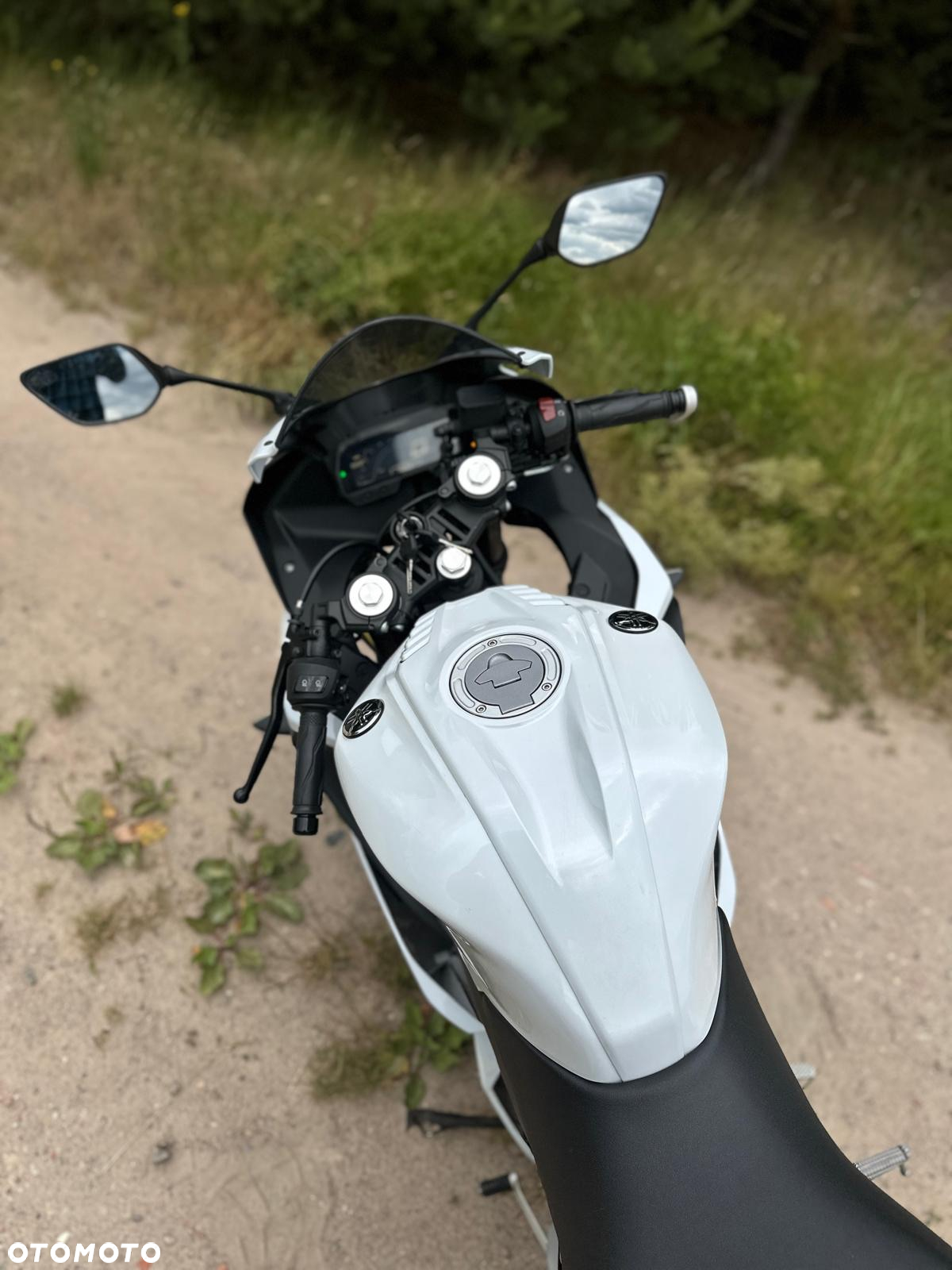 Yamaha YZF - 7