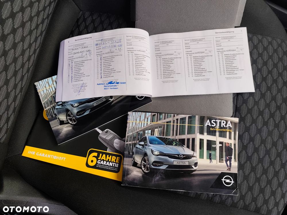 Opel Astra 1.2 T Edition S&S - 9