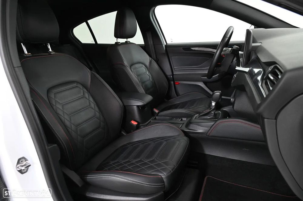 Ford Focus 1.0 EcoBoost MHEV ST-Line X Aut. - 5