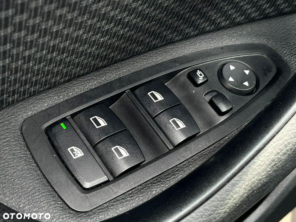 BMW X1 xDrive25e Advantage - 33