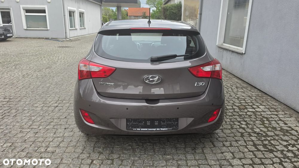 Hyundai i30 1.4 Advantage - 8