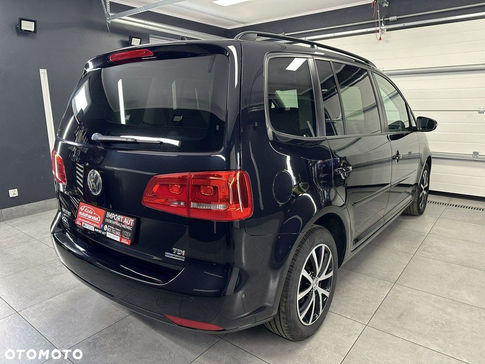 Volkswagen Touran 1.6 TDI DPF DSG Comfortline - 4