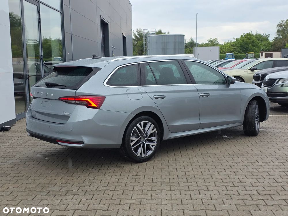 Skoda Octavia 1.5 TSI mHEV Drive Selection DSG - 4