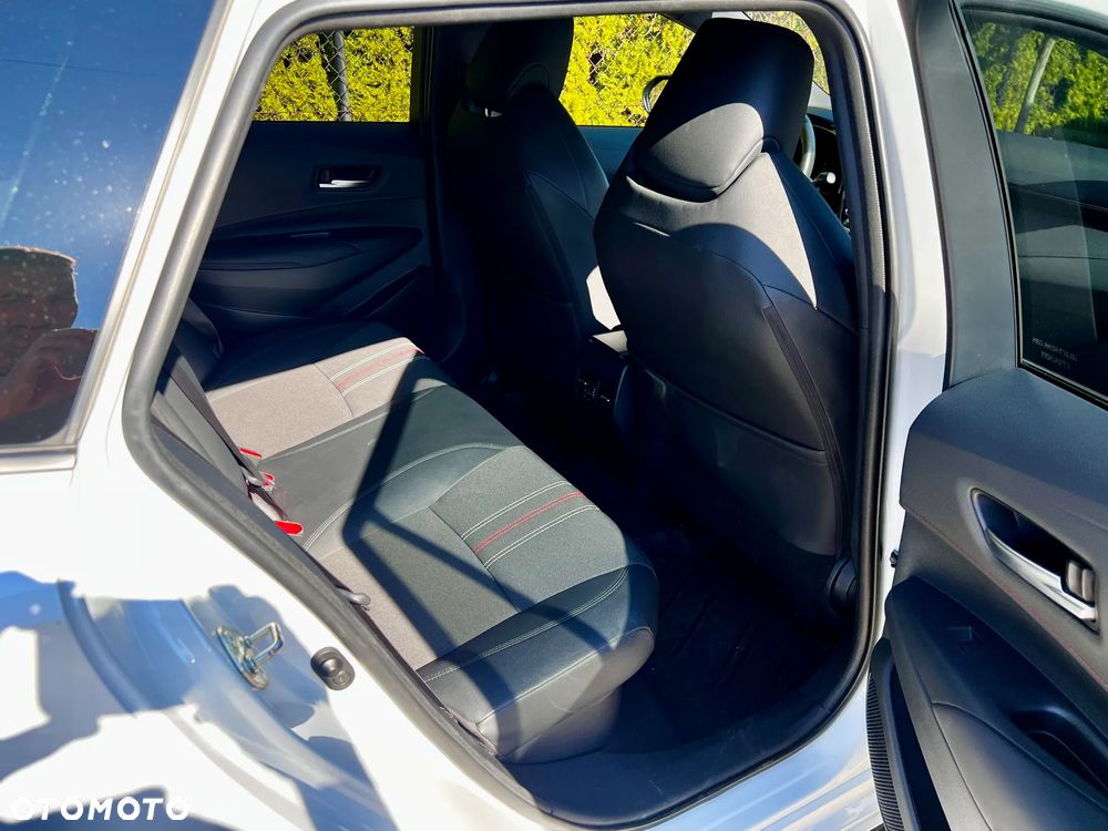 Toyota Corolla - 15