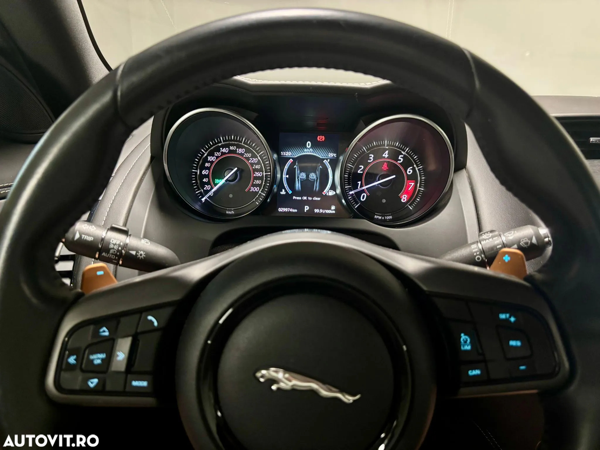 Jaguar F-Type Coupe AWD Aut. British Design Edition - 13