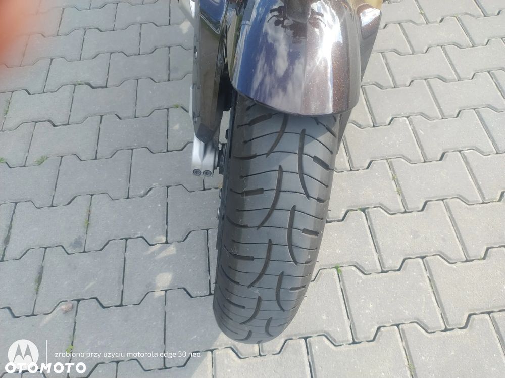 BMW R - 8