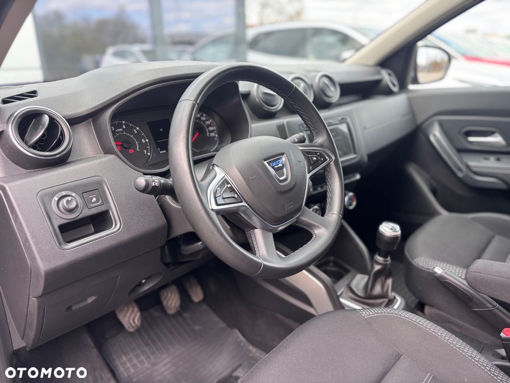 Dacia Duster 1.6 SCe Prestige - 10