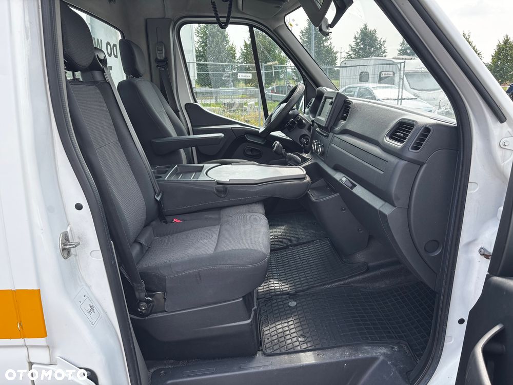 Renault Master - 18