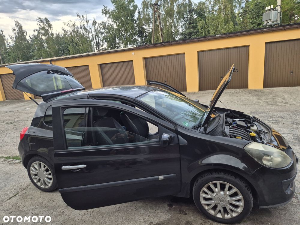 Renault Clio - 7