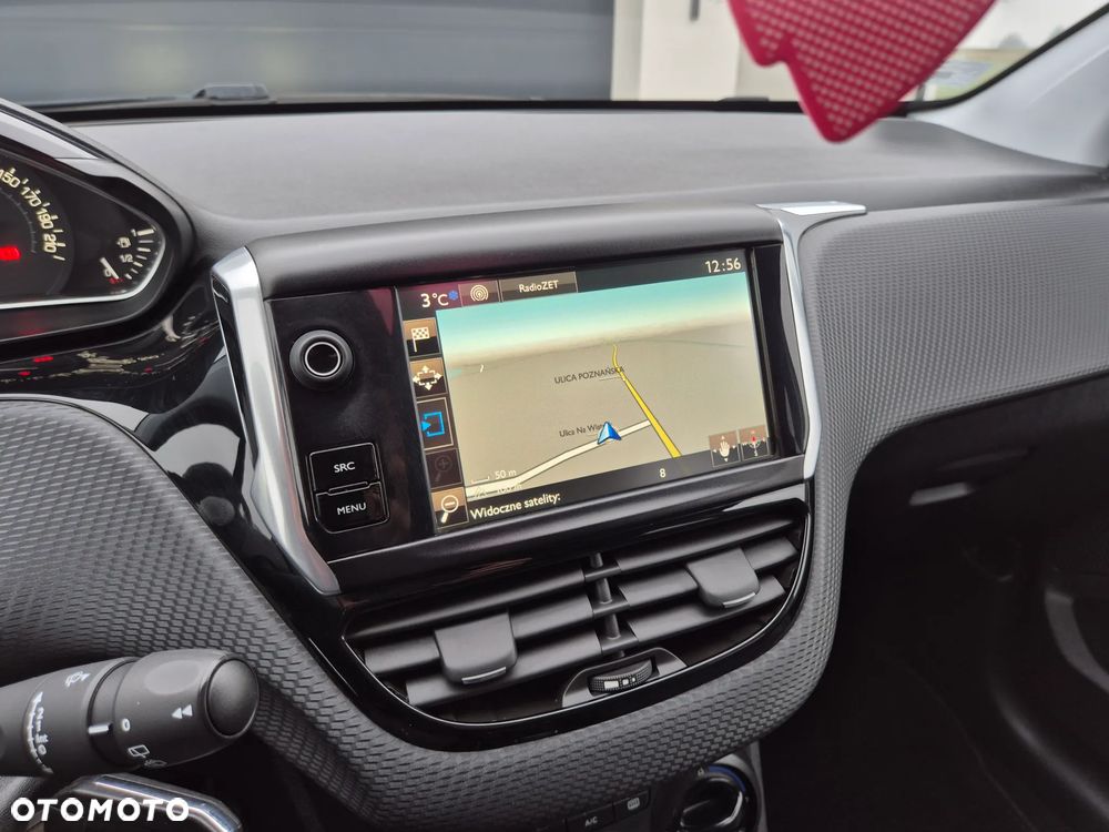 Peugeot 2008 1.6 BlueHDi Allure - 34