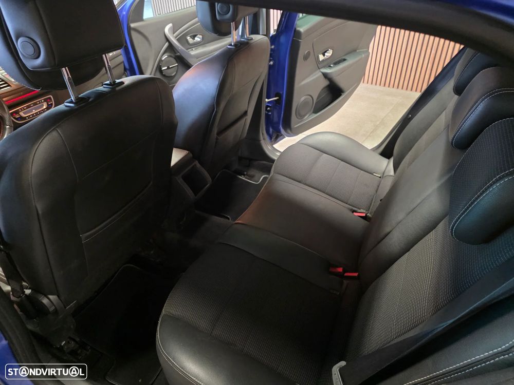 Renault Mégane Sport Tourer 1.5 dCi GT Line - 28
