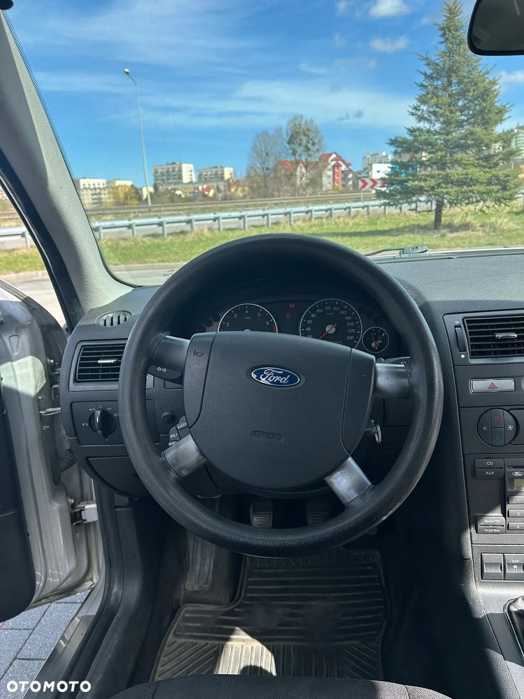 Ford Mondeo 1.8 Silver X - 9