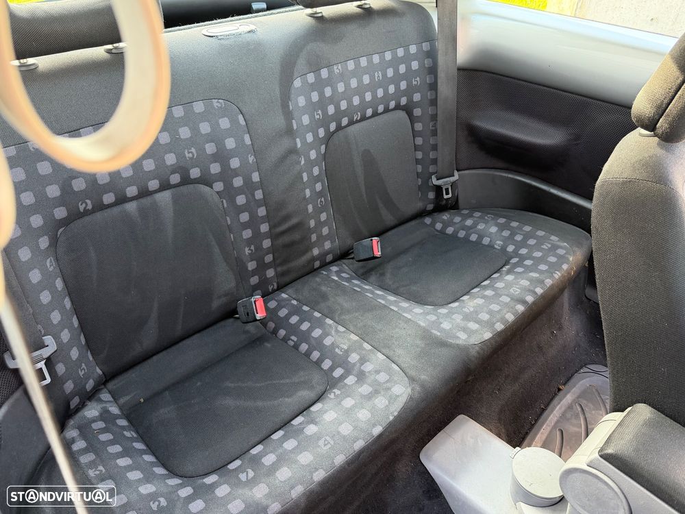 VW New Beetle 1.9 TDi Highline - 10