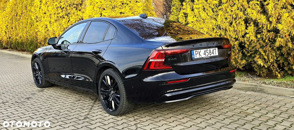 Volvo S60 T8 AWD Plug-In Hybrid Polestar Engineered - 4