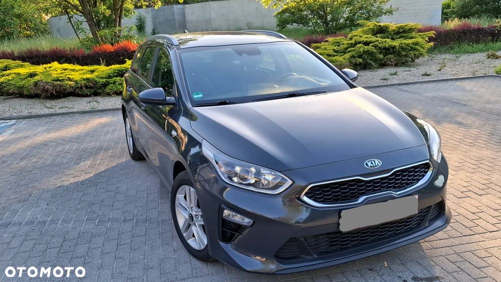 Kia Ceed 1.4 T-GDI DCT OPF Platinum Edition - 4
