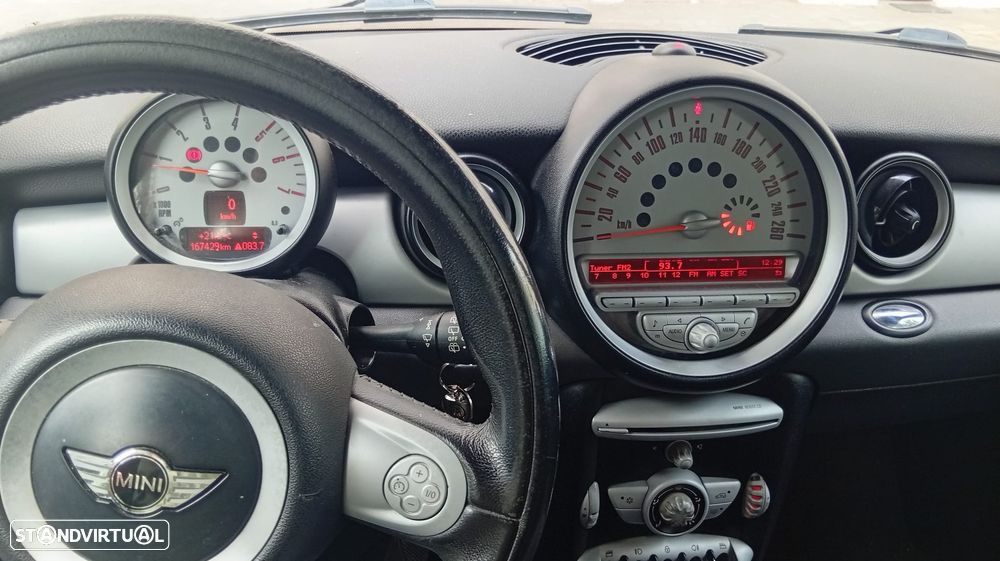 MINI Clubman Cooper D - 17