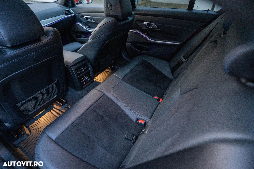 BMW M3 M340i xDrive AT MHEV - 11