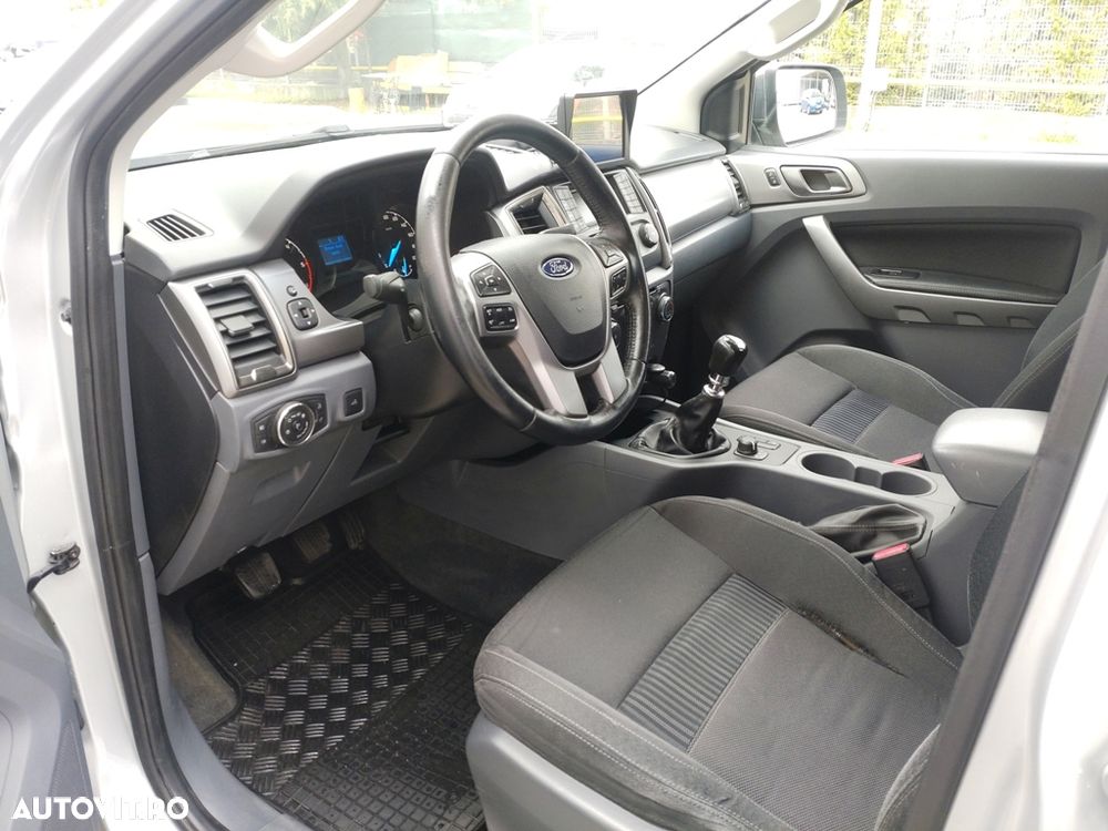 Ford Ranger XLT - 13