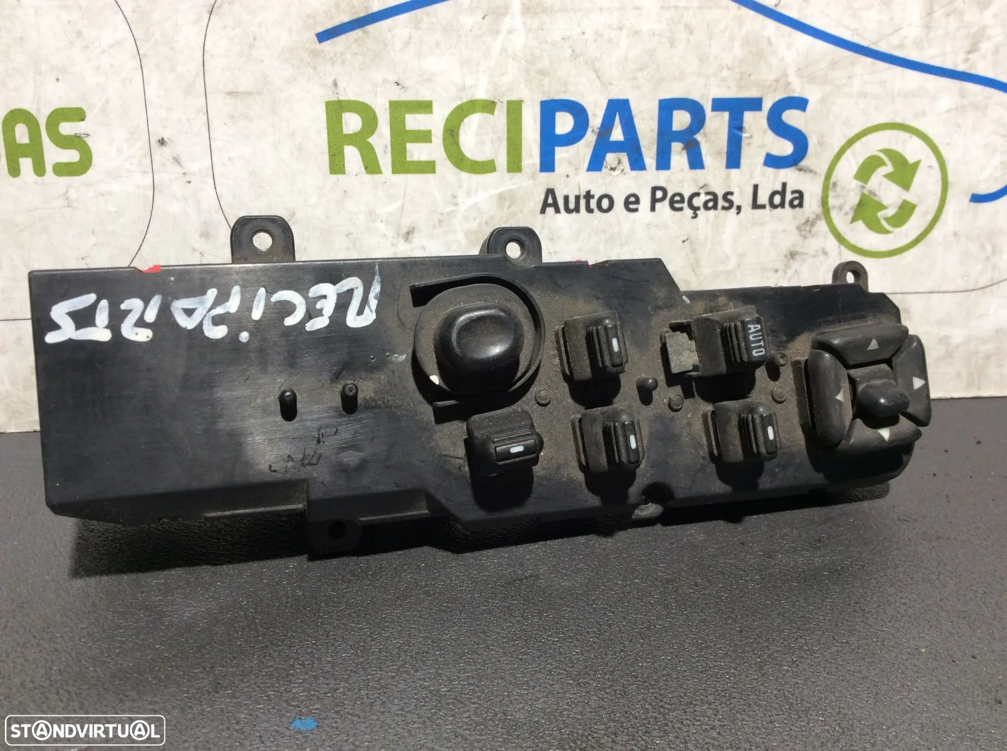 Comando Vidros Frente Esquerdo Jeep Grand Cherokee  56042280AB - 1