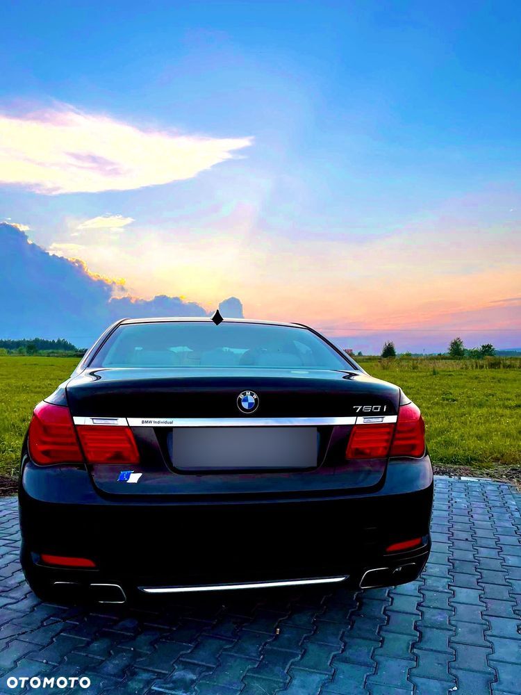 BMW Seria 7 760i - 7