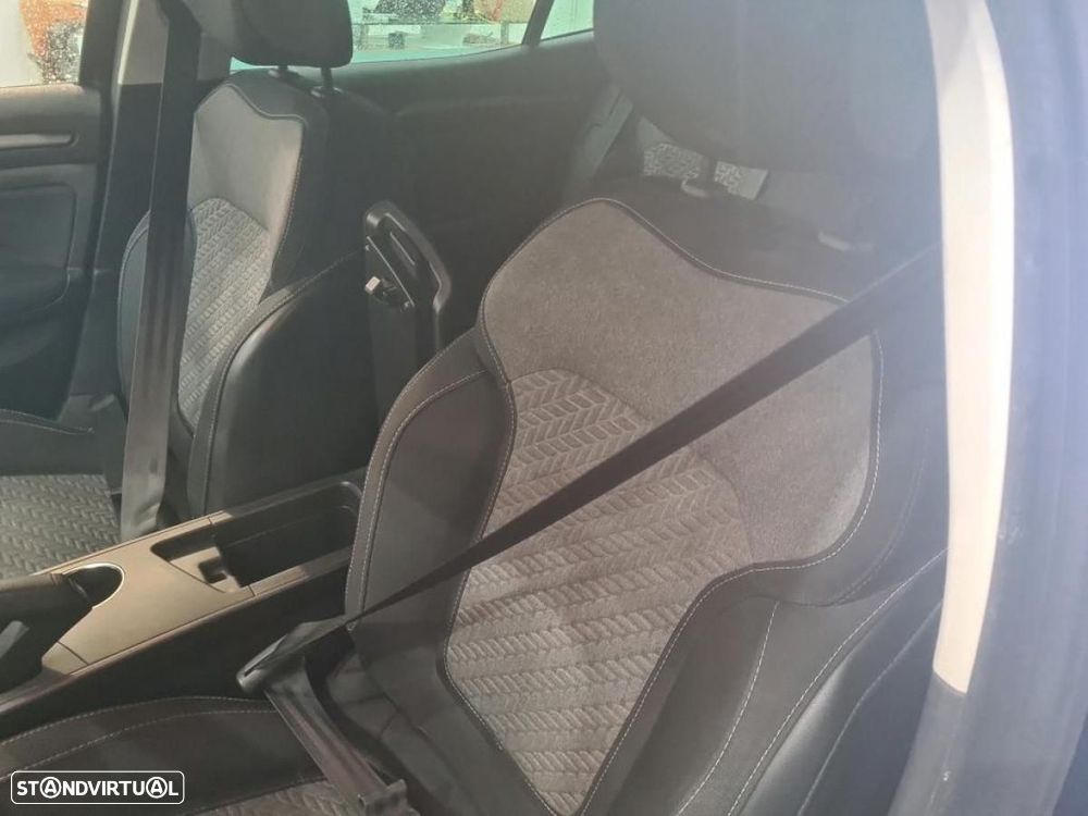 Renault Mégane 1.5 Blue dCi Limited - 4