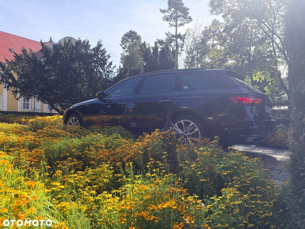 Audi A4 Avant 2022 photo 4