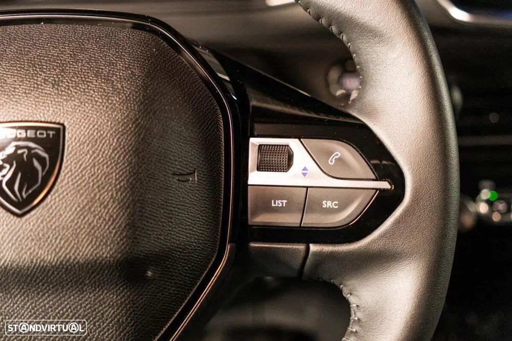 Peugeot e-2008 54 kWh Allure - 27