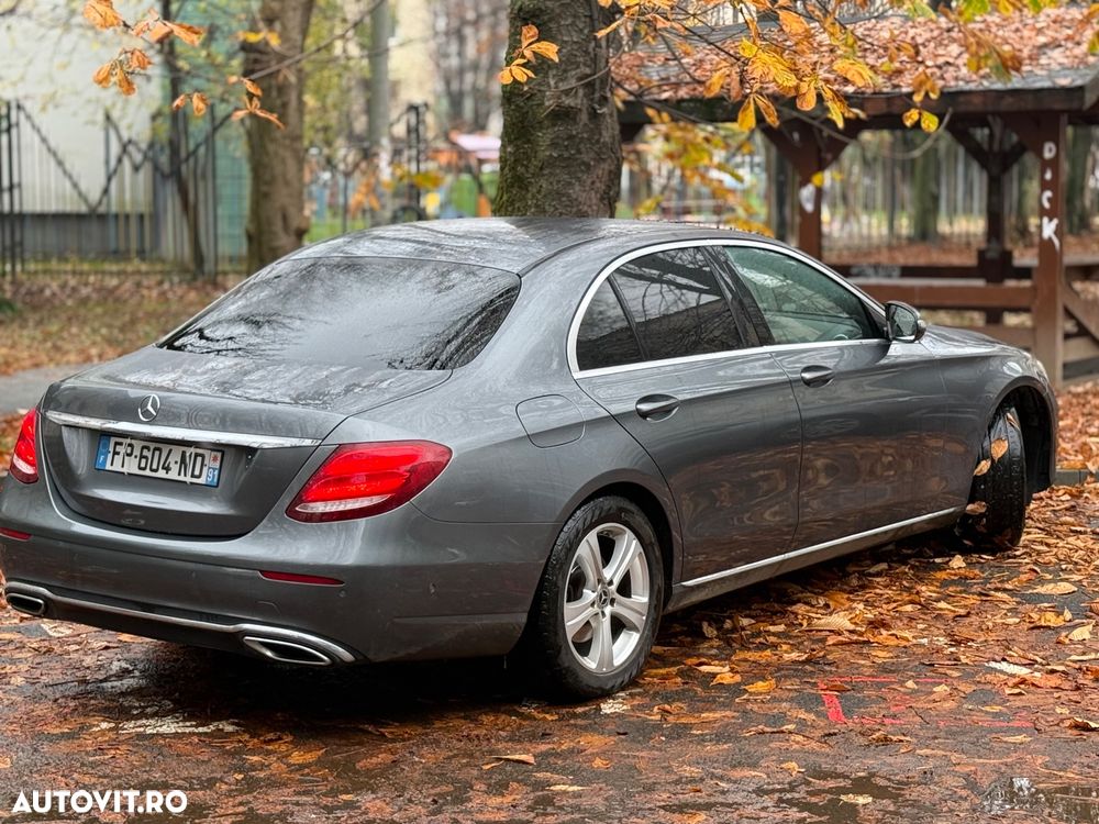 Mercedes-Benz E 220 d 4Matic T 9G-TRONIC - 5