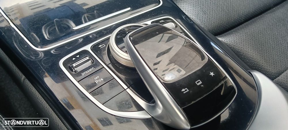 Mercedes-Benz C 300 BlueTEC Hybrid AMG Line - 25