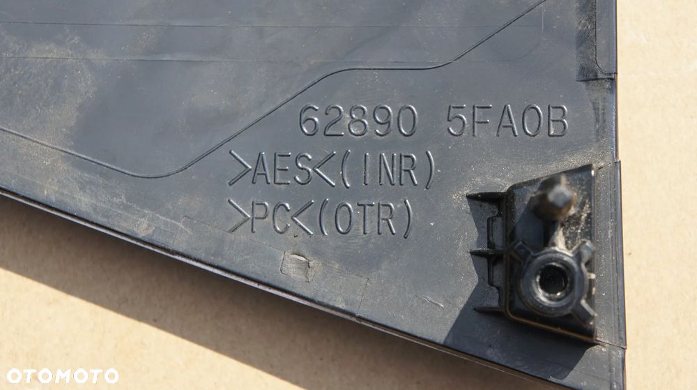 ZNACZEK EMBLEMAT CHROM NISSAN MICRA K14 - 4