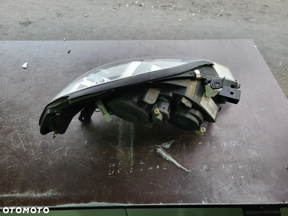 Nissan Primera p12 lewa zwykła z niebieskim - 2