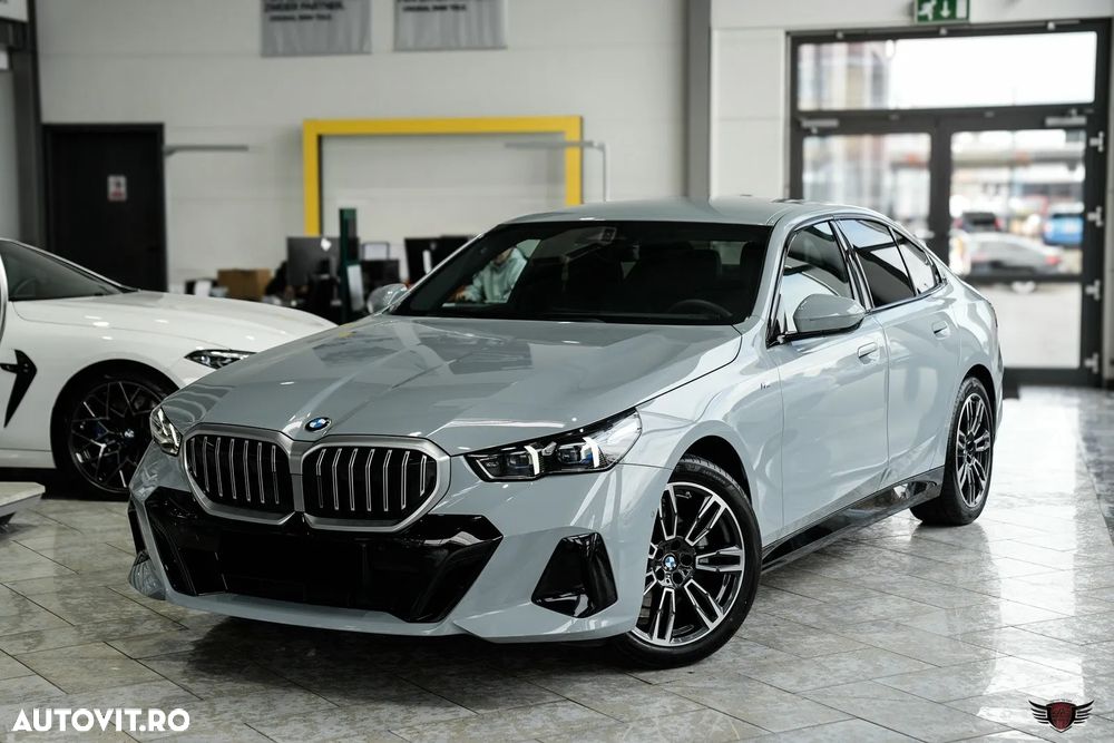 BMW Seria 5 520i Aut. - 1