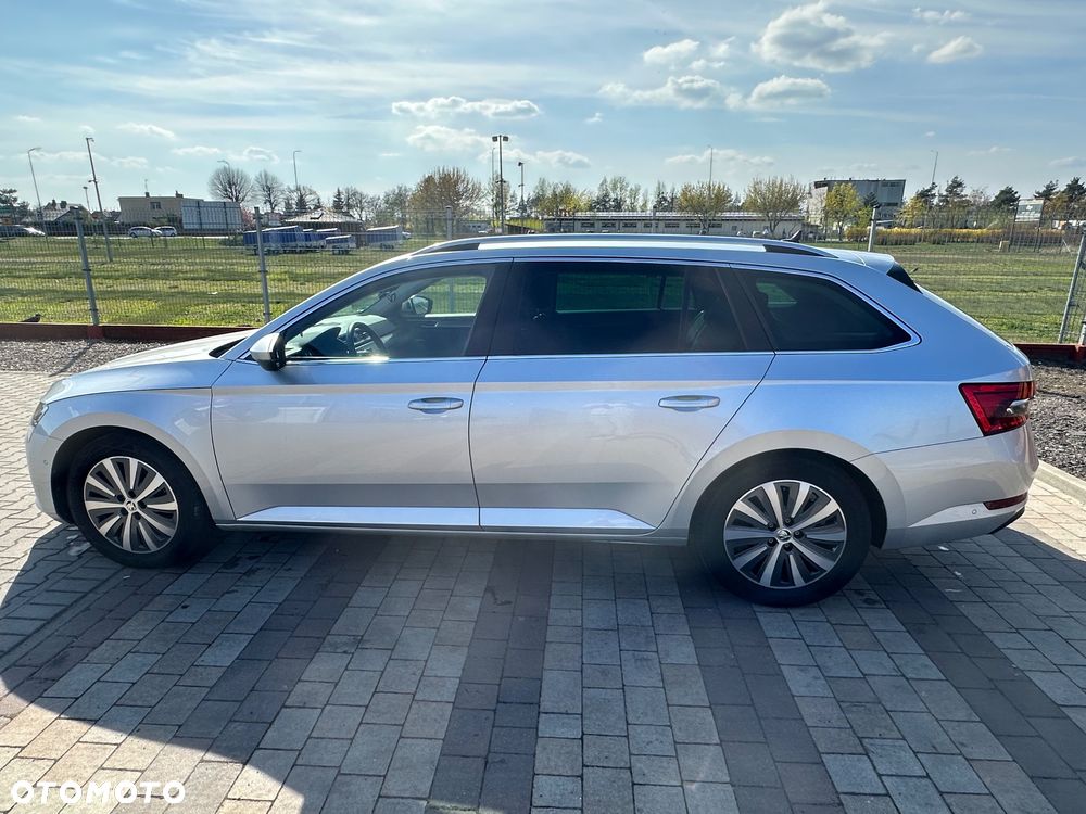 Skoda Superb 2.0 TDI Style DSG7 - 2