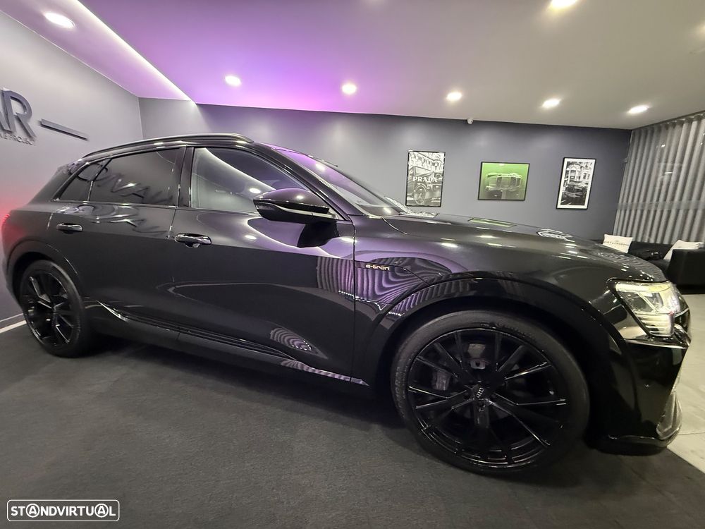 Audi e-tron 50 quattro S line - 12