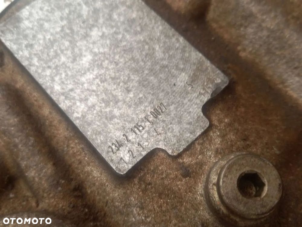 Pompa paliwowa McCormick MTX200 - 4