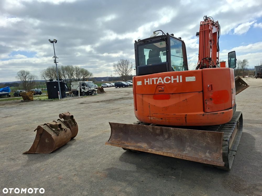 Hitachi ZX85 USB - 12