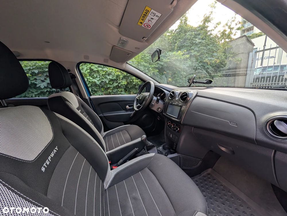 Dacia Sandero Stepway 0.9 TCe Laureate S&S - 8