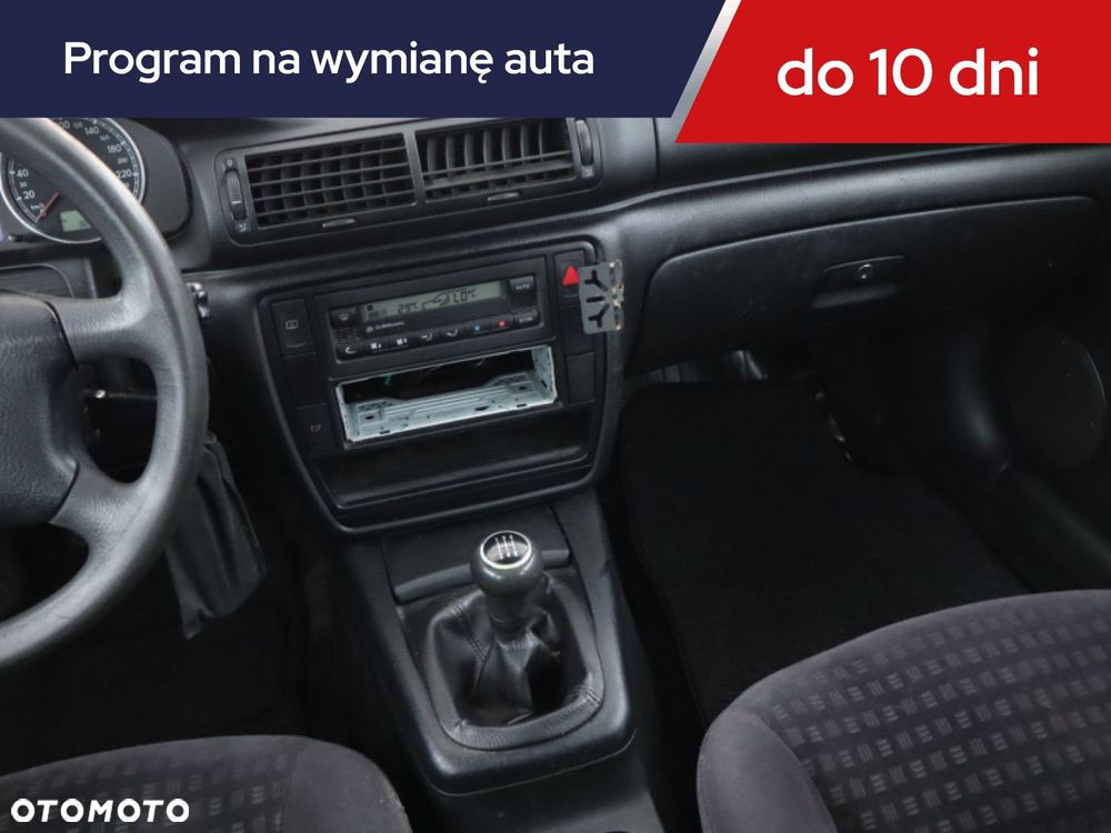 Volkswagen Passat Variant - 10