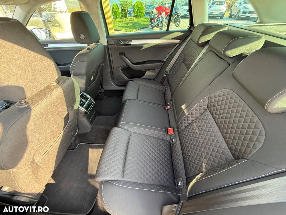 Skoda Superb 2.0 TDI DSG Active - 18