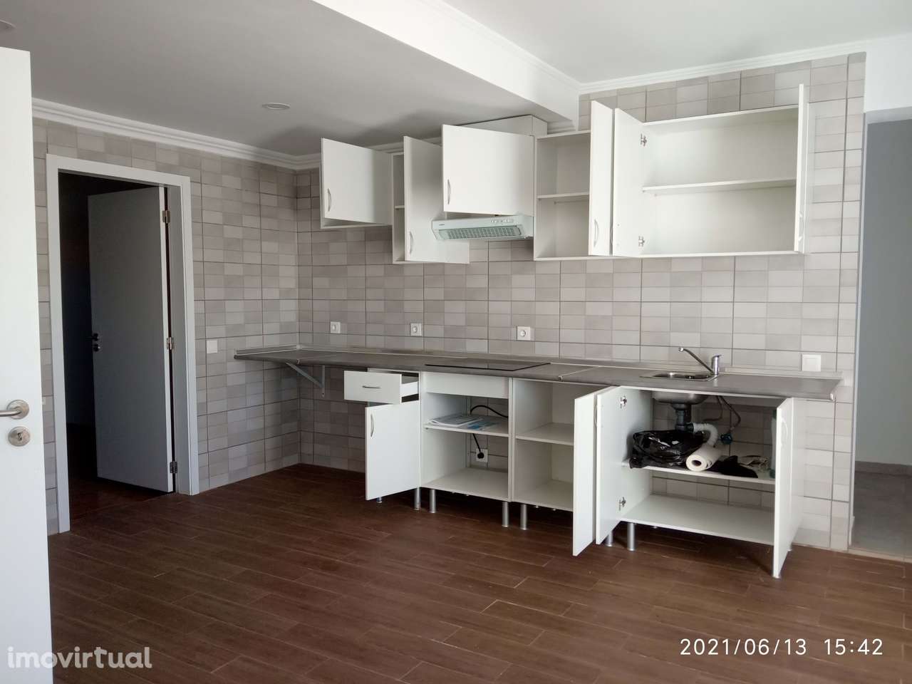 Apartamento T2 em Biscoitos, Praia da Vitória - Grande imagem: 3/13