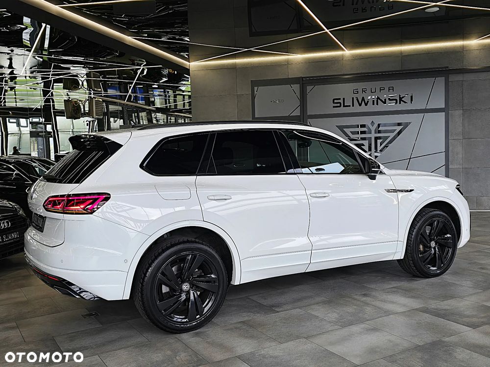 Volkswagen Touareg 3.0 V6 TFSI 4Motion R-Line - 9