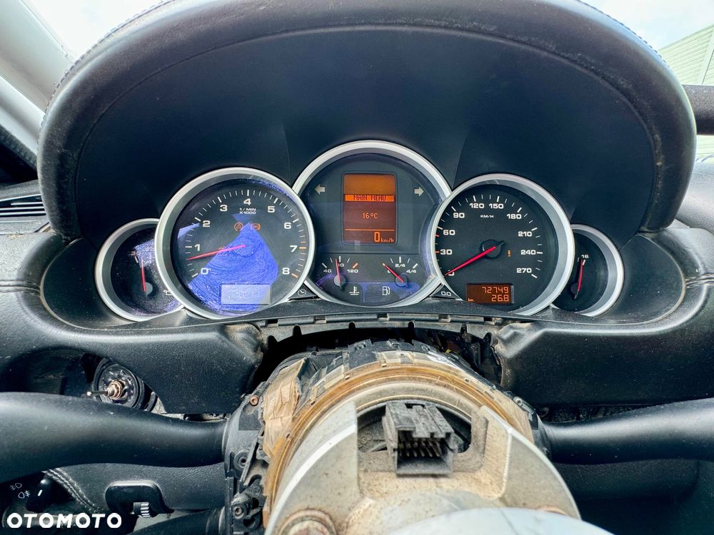 Porsche Cayenne - 26