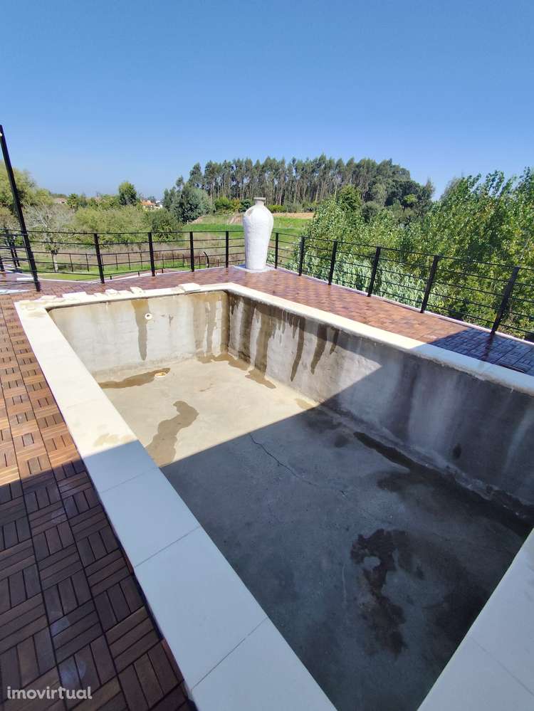 Moradia T4 com Piscina – Oliveirinha, Aveiro - Grande imagem: 4/8