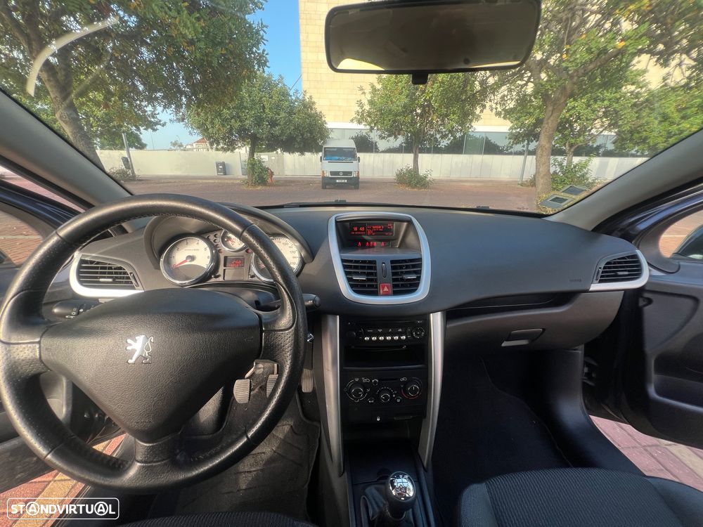 Peugeot 207 1.4 16V SE Sportium - 7