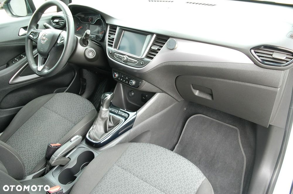 Opel Crossland X - 24