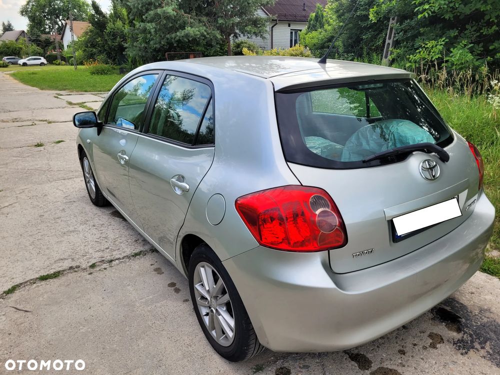 Toyota Auris 2.0 D-4D Sol - 5