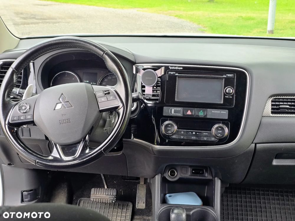 Mitsubishi Outlander 2.2 DID Intense + 4WD - 16