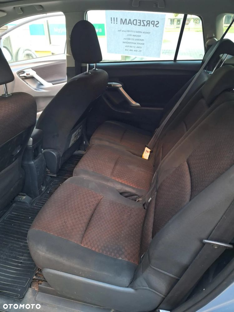 Toyota Verso 2.0 D-4D Luna 7os - 21
