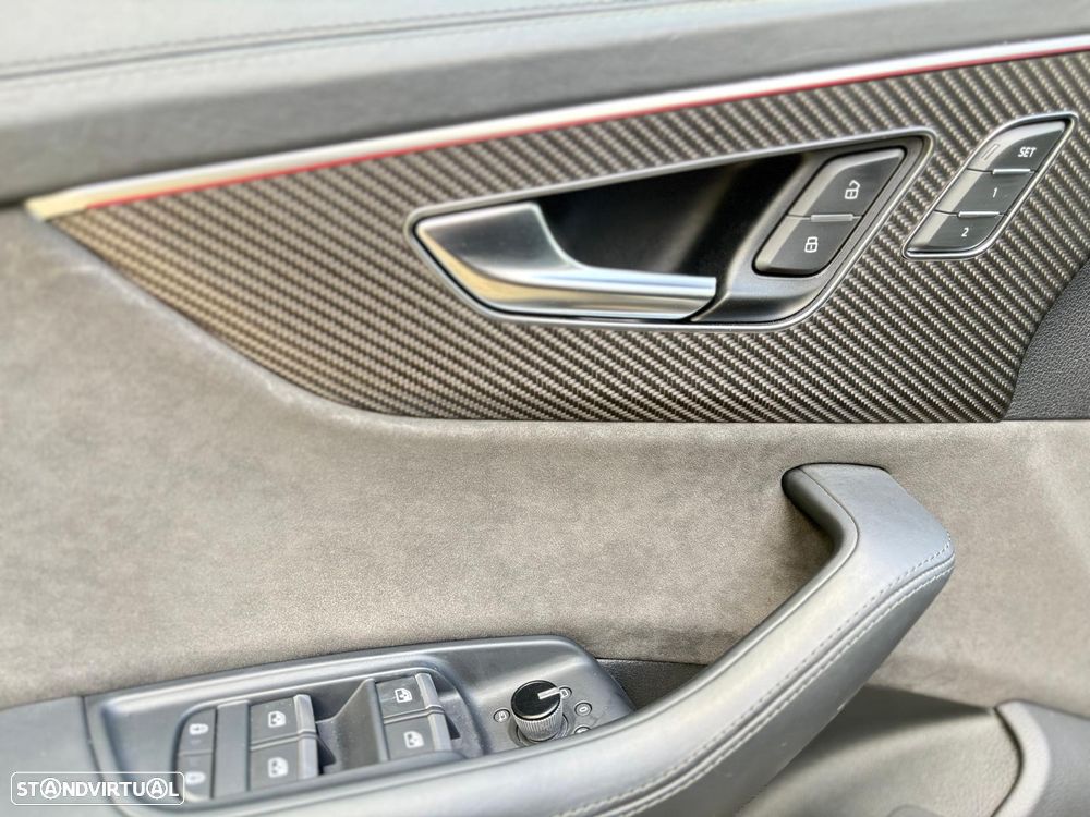 Audi RS Q8 TFSI quattro Tiptronic - 25